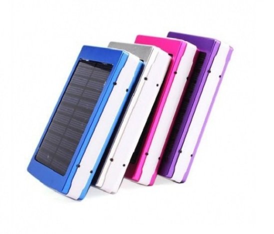 Power Bank solar cu lanterna